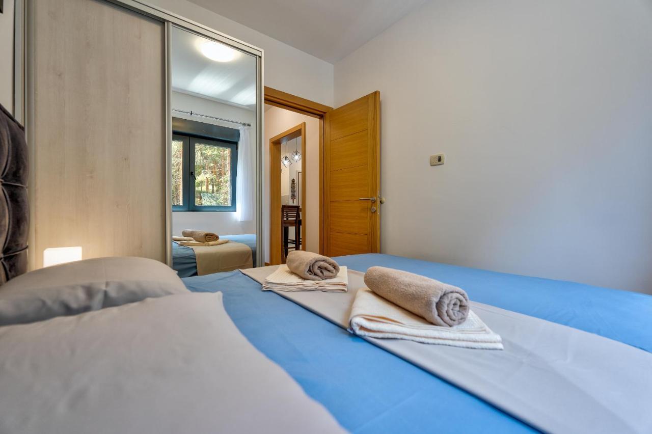 Vila Pekovic Green, Pine Trees View 2 Bedrooms Apartment Златибор Екстер'єр фото